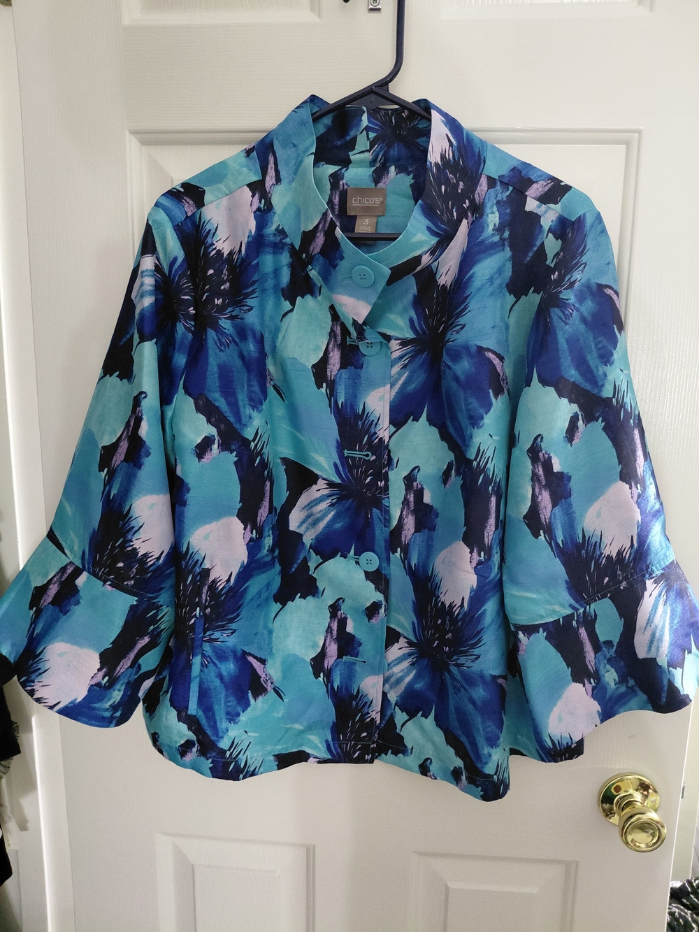 Chico's Blue Floral Button-Front Women's Top